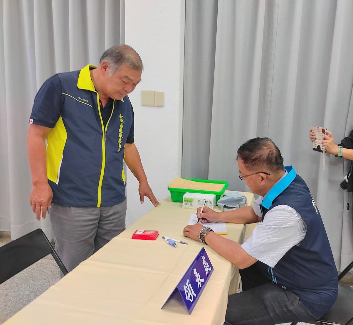 領表宣示參選立委到底 強調自己品牌大於任何政黨團體