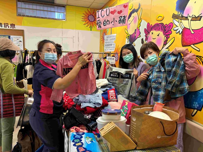 疫情中斷三年「東基百貨」再度開張! 十九個攤位民眾逐樓義賣所得捐贈蘭嶼