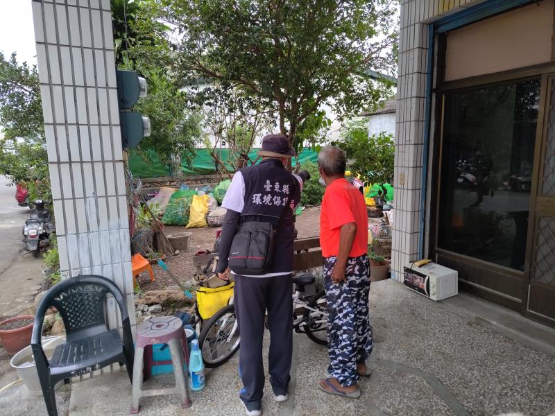 臺東縣環保局訪查輔導資源回收個體維護環境整潔衛生