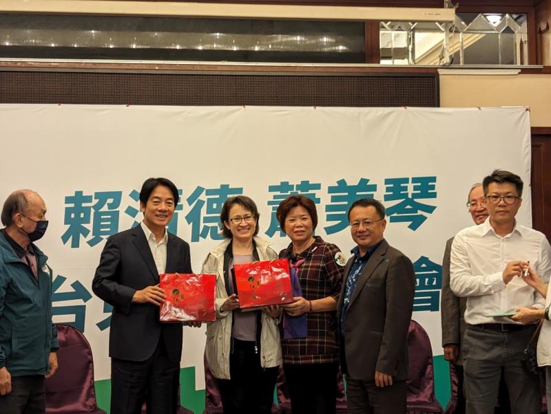 賴、蕭台東感恩會