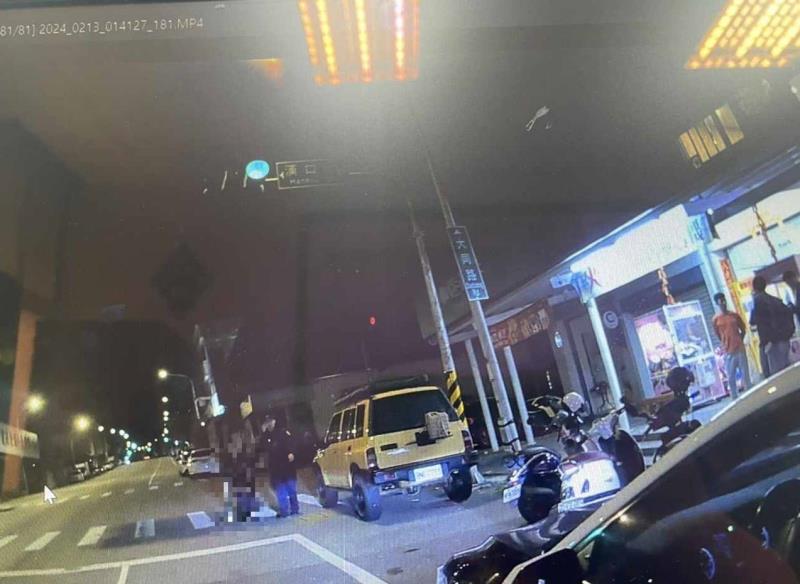 阿婆迷途 波麗士助返家