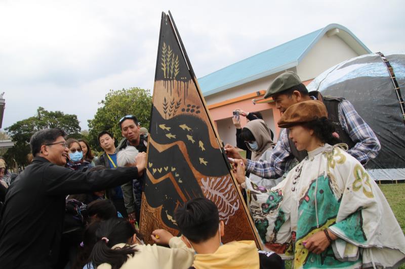 推廣海洋美學藝術！台東美術館踏尋跨國界海島海民故事