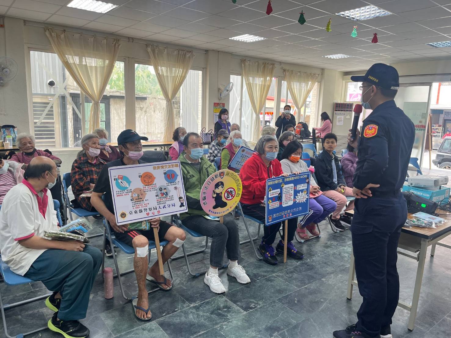大武警泰和村社區治安會議 反詐騙及交安宣導