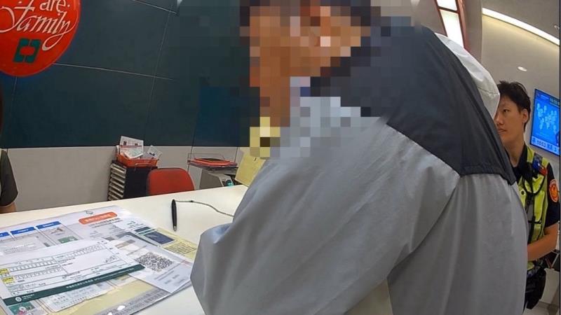 男網購二手車被要求匯款 警到場拆解詐騙手法成功攔阻