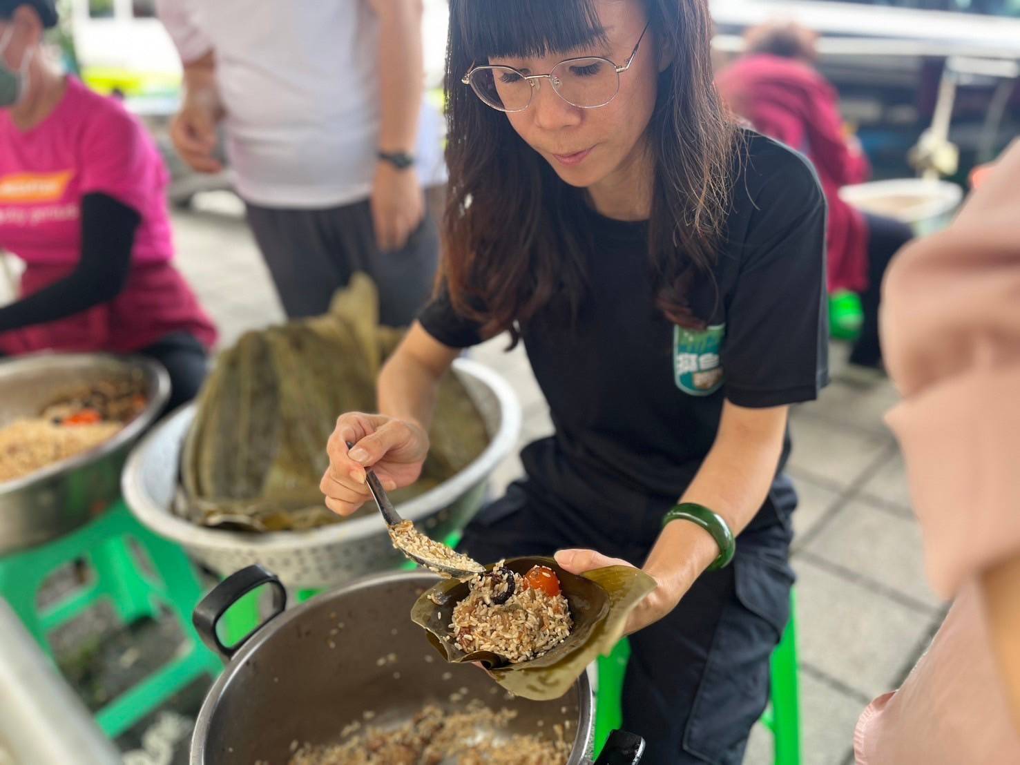 民進黨縣黨部歡喜過端午 「一口肉粽，滿滿幸福」黨員限定