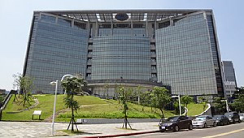 COVID-19疫情升溫 疾管署提醒民眾注意快篩及疫苗接種