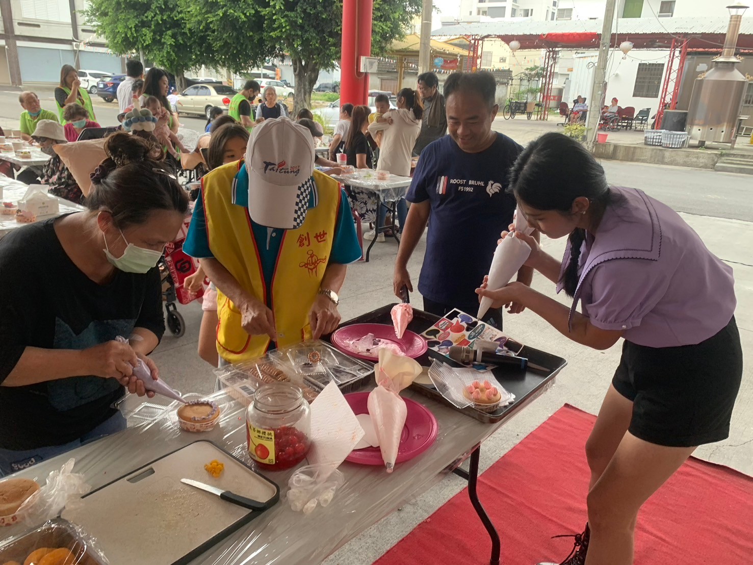 六月大小壽星齊聚  為創世植物人祈福慶生