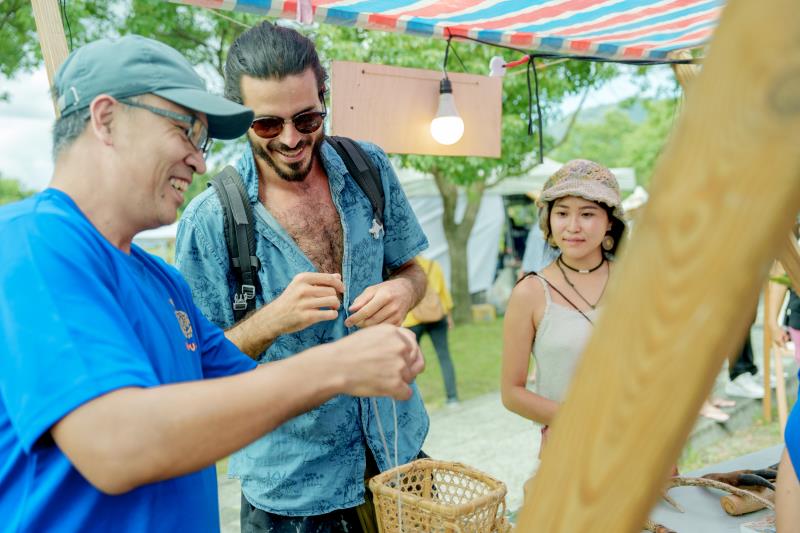 「2024縱谷原遊會」早鳥優惠 7/11「療癒」開賣! 30場部落文化體驗、45選品市集、多場山谷舞台音樂展演