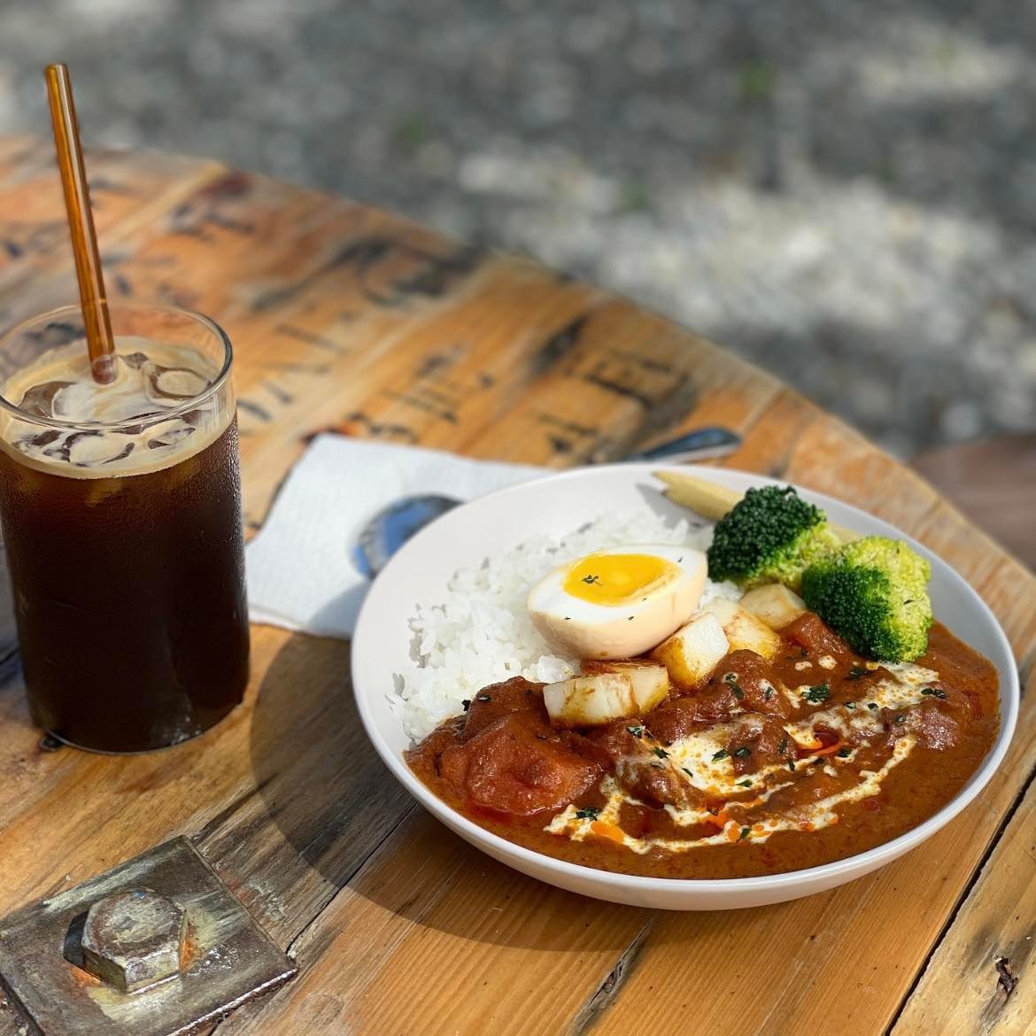 945桑拉！眺望太平洋的藍，台11線上的療癒系美食咖啡店