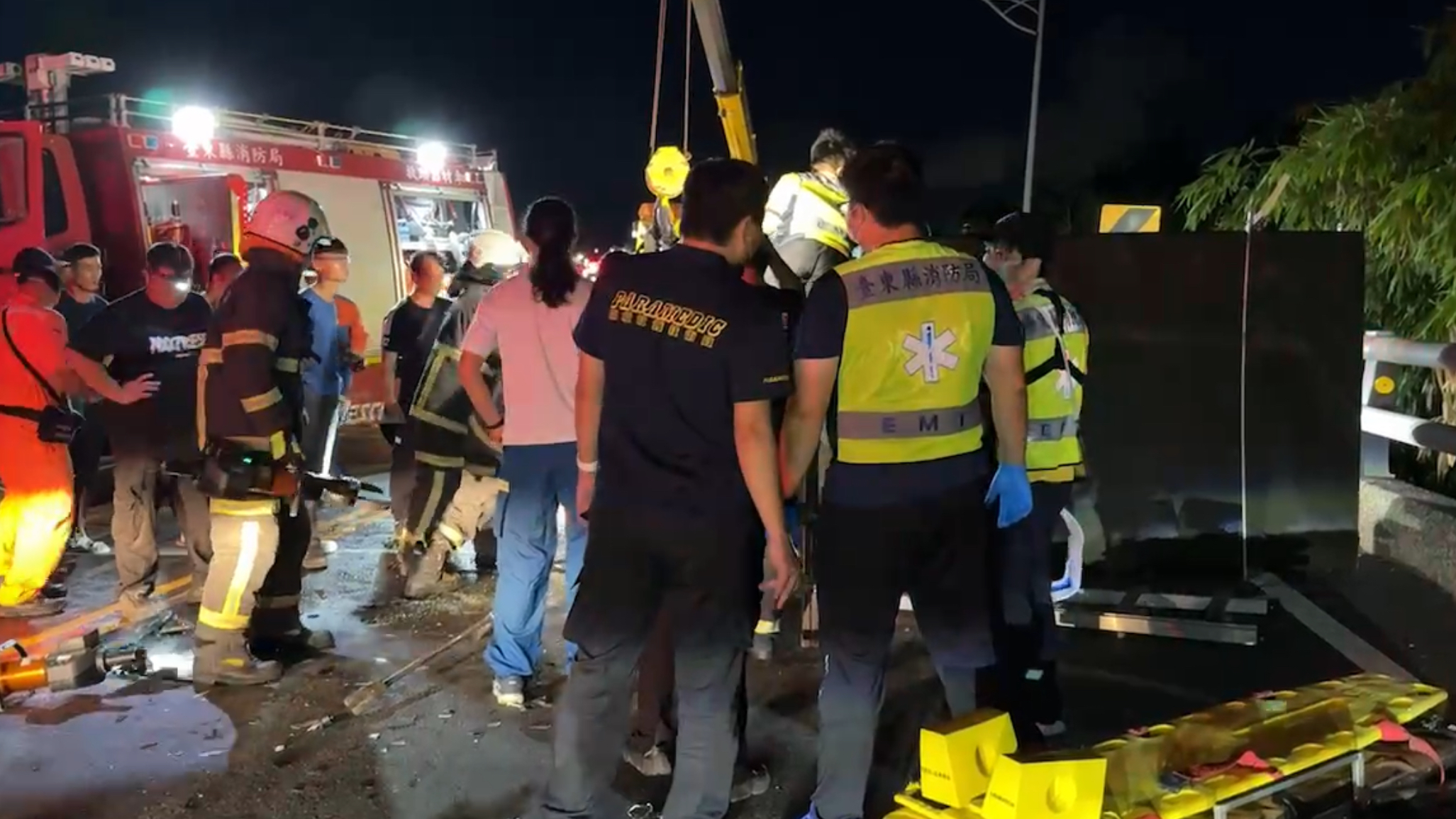 兩車對撞   三人受傷