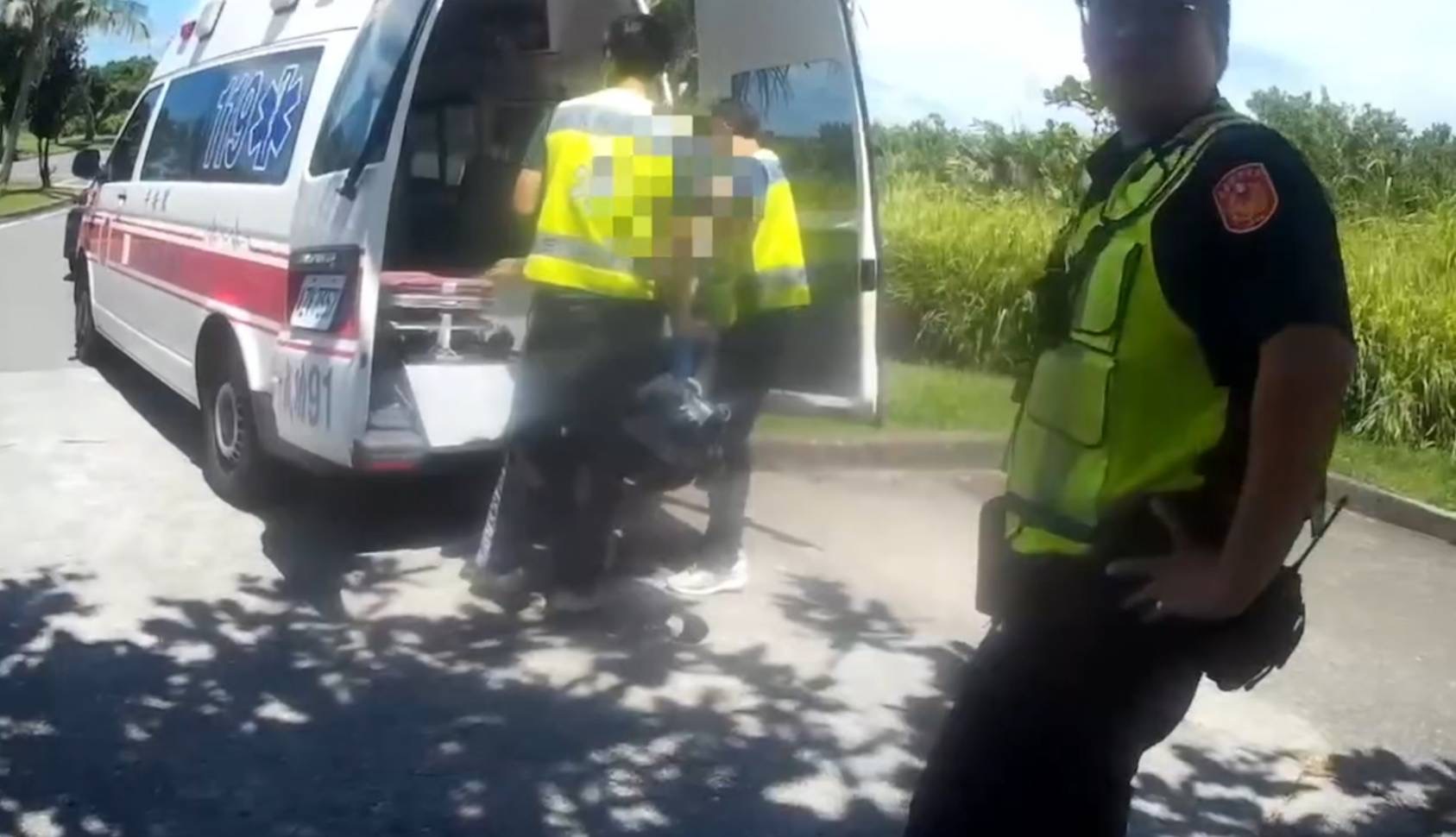 遊客在三仙台中暑  警方馳援協助