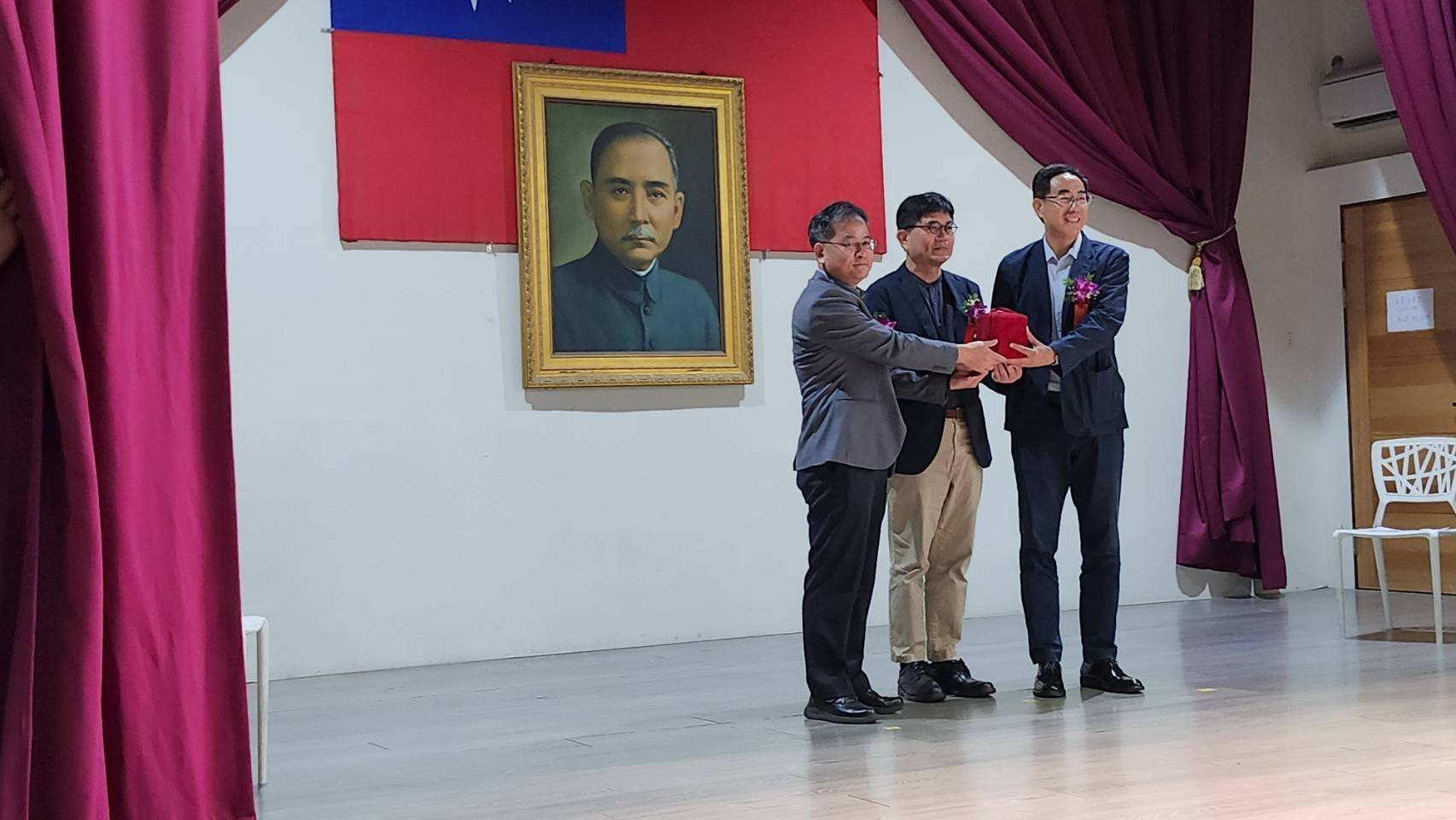 國立臺東生活美學館新任館長徐敍國上任