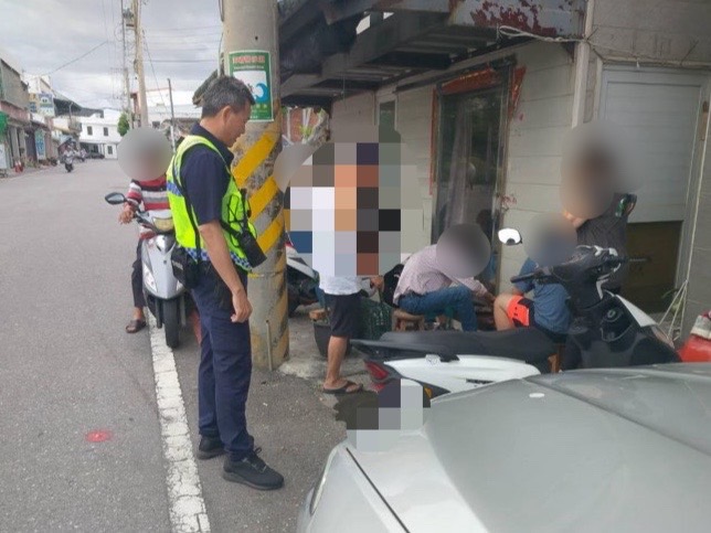 男子心情低落離家　警方迅速尋獲助團圓