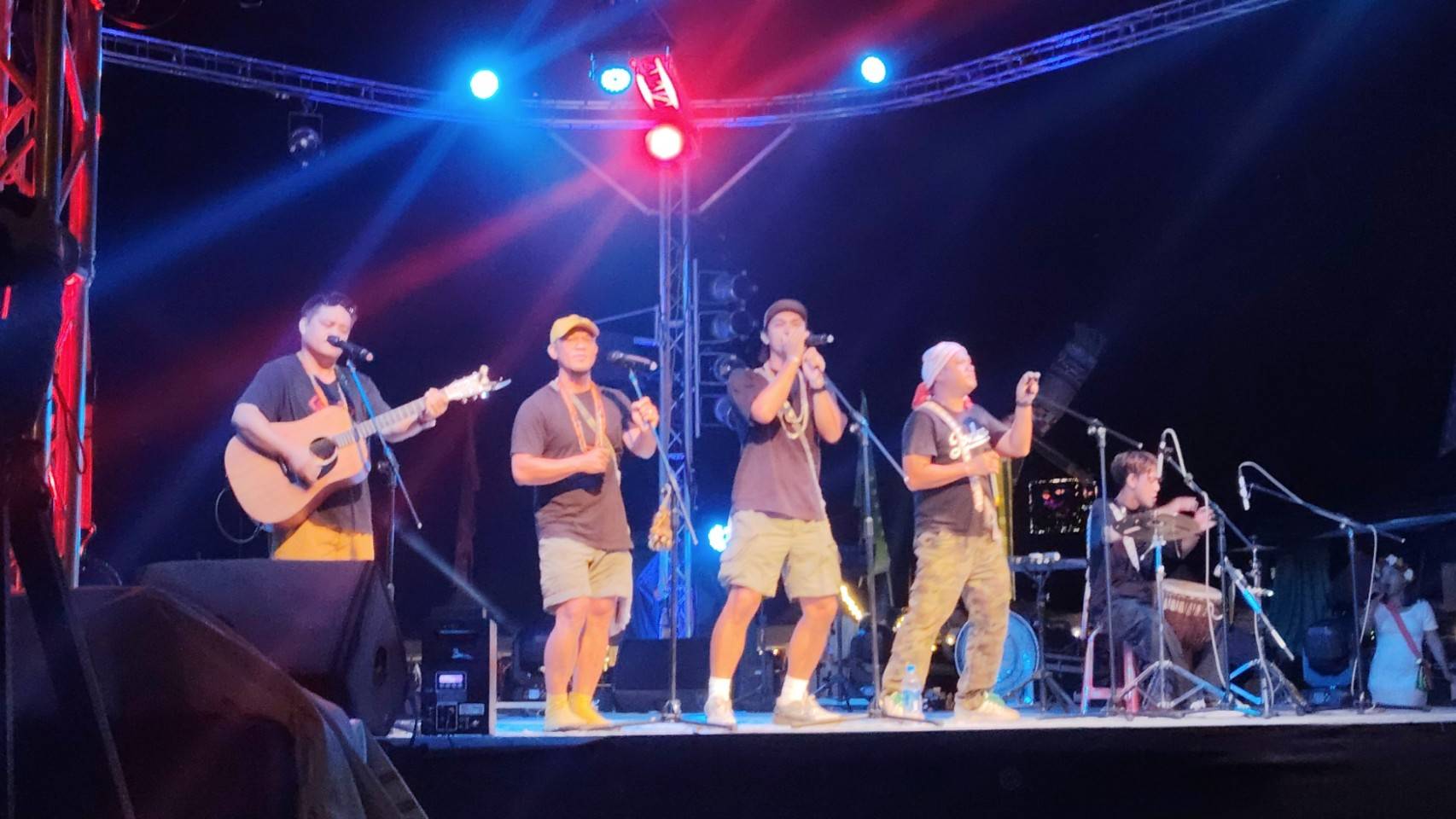 讓世界聽見建和的歌,卑南族「跪父樂團」馬卡巴嗨演唱經典部落歌謠