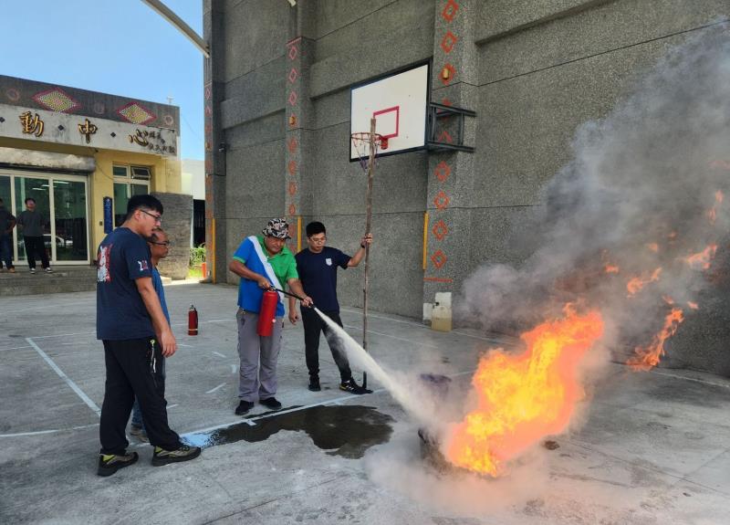 環保局、消防局合作「防火知能訓練 」強化垃圾掩埋場火災應變