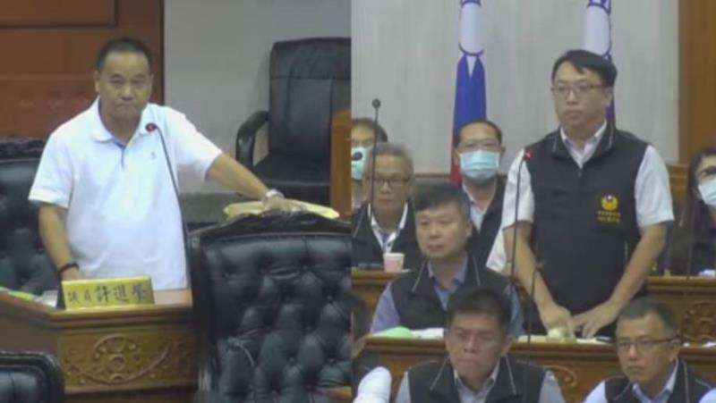 警察是人民的保姆 不是麻煩的製造者 台東縣議員許進榮：執法要考量民情及場合