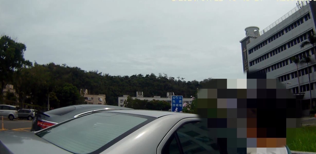 外出探病找嘸車停哪   細心員警秒速找回