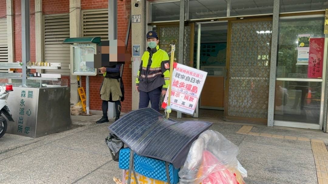 日籍男子環島體力不支    警方貼心提供飲食