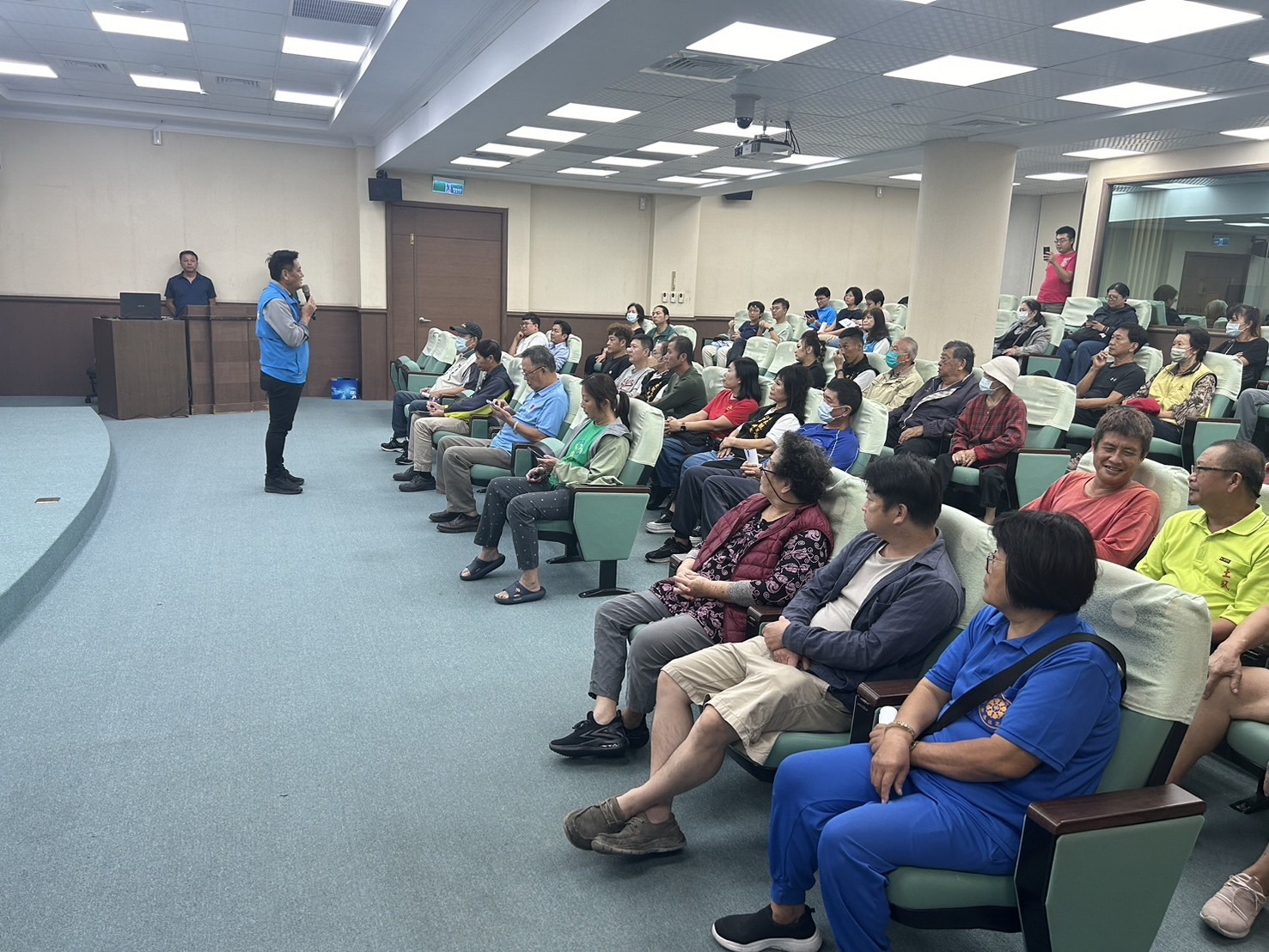 台東市正氣路夜市提升規劃說明會 民眾熱烈建言共創商圈新氣象