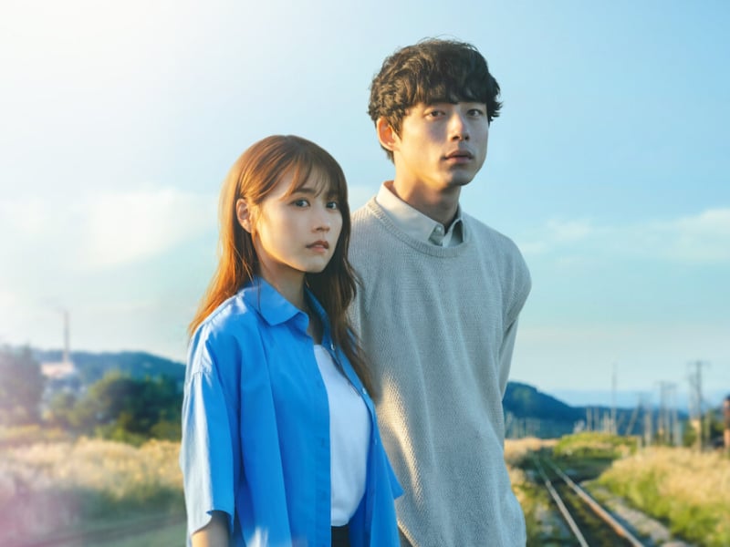 《再見的延續》：「我的身體裡，住著另一個他。」坂口健太郎攜手有村架純，延續告別後的人生故事