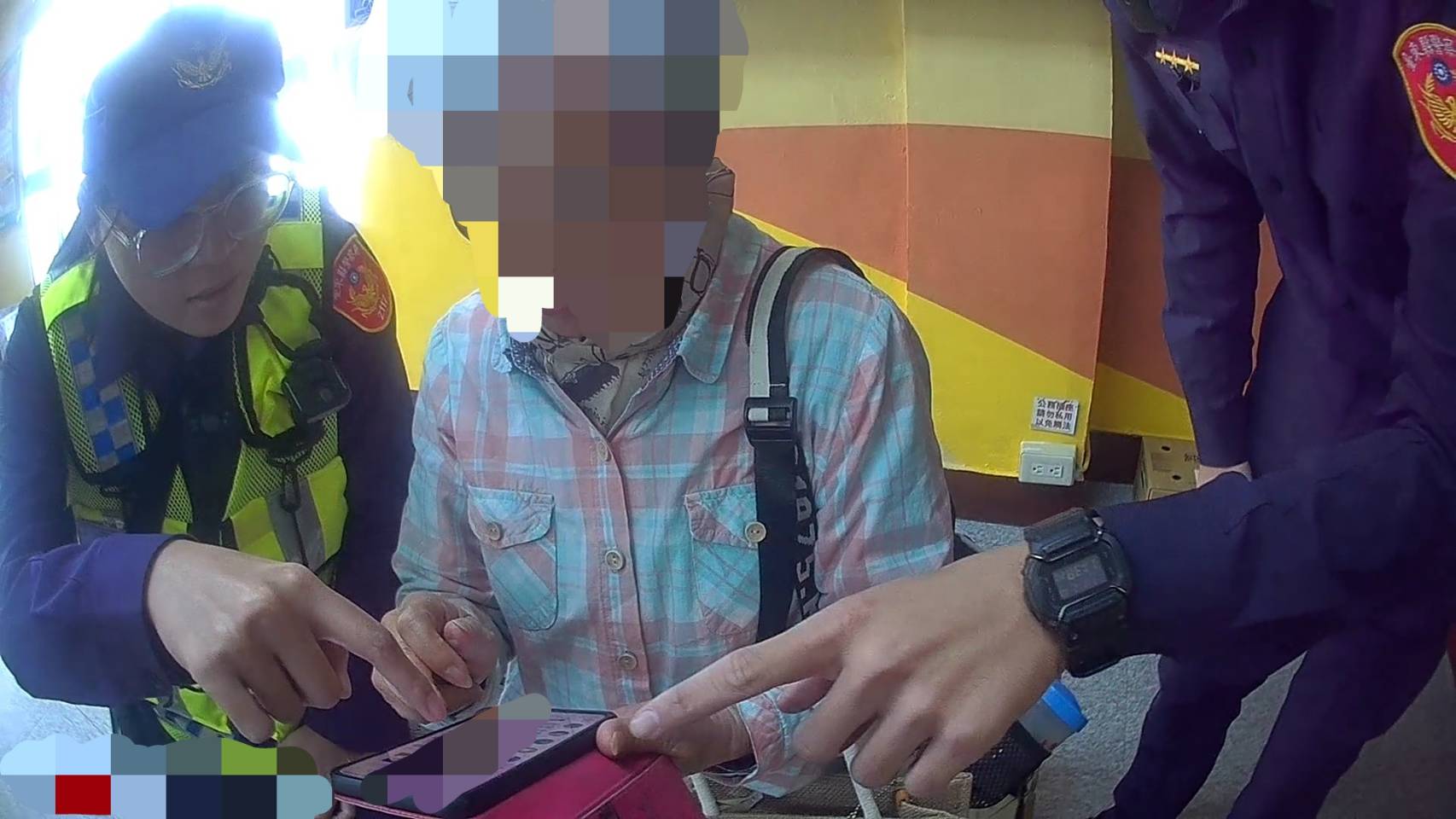 戳破「愛的包裹」詐騙老梗，保住7旬女23萬養老金