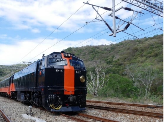 臺鐵公司攜手觀光業者，啟動花東觀光新鳴日