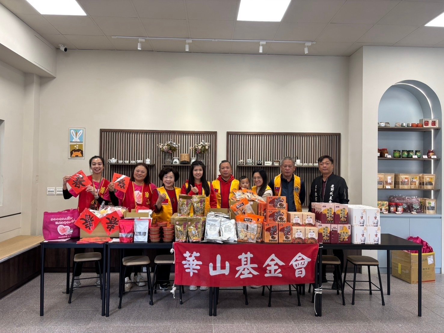 獅子會偕華山基金會送愛偏鄉 獨居長輩迎暖心新年