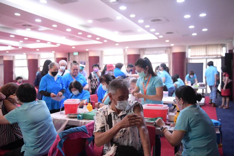 第4週就診人次近十個流感季最高! 社區流感病毒 以A型H1N1為主