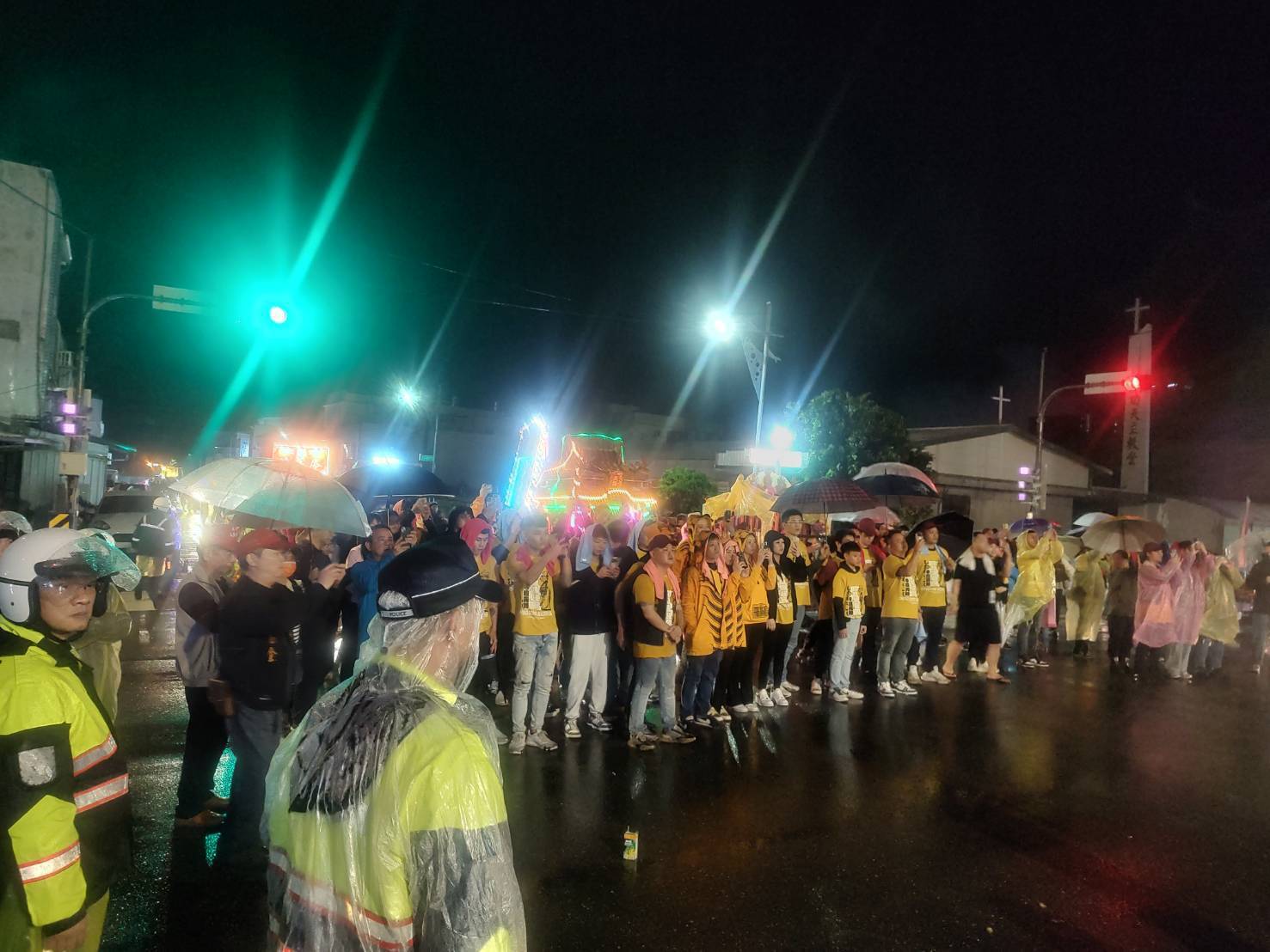 警民合力 陣頭表演與遶境祈福圓滿落幕