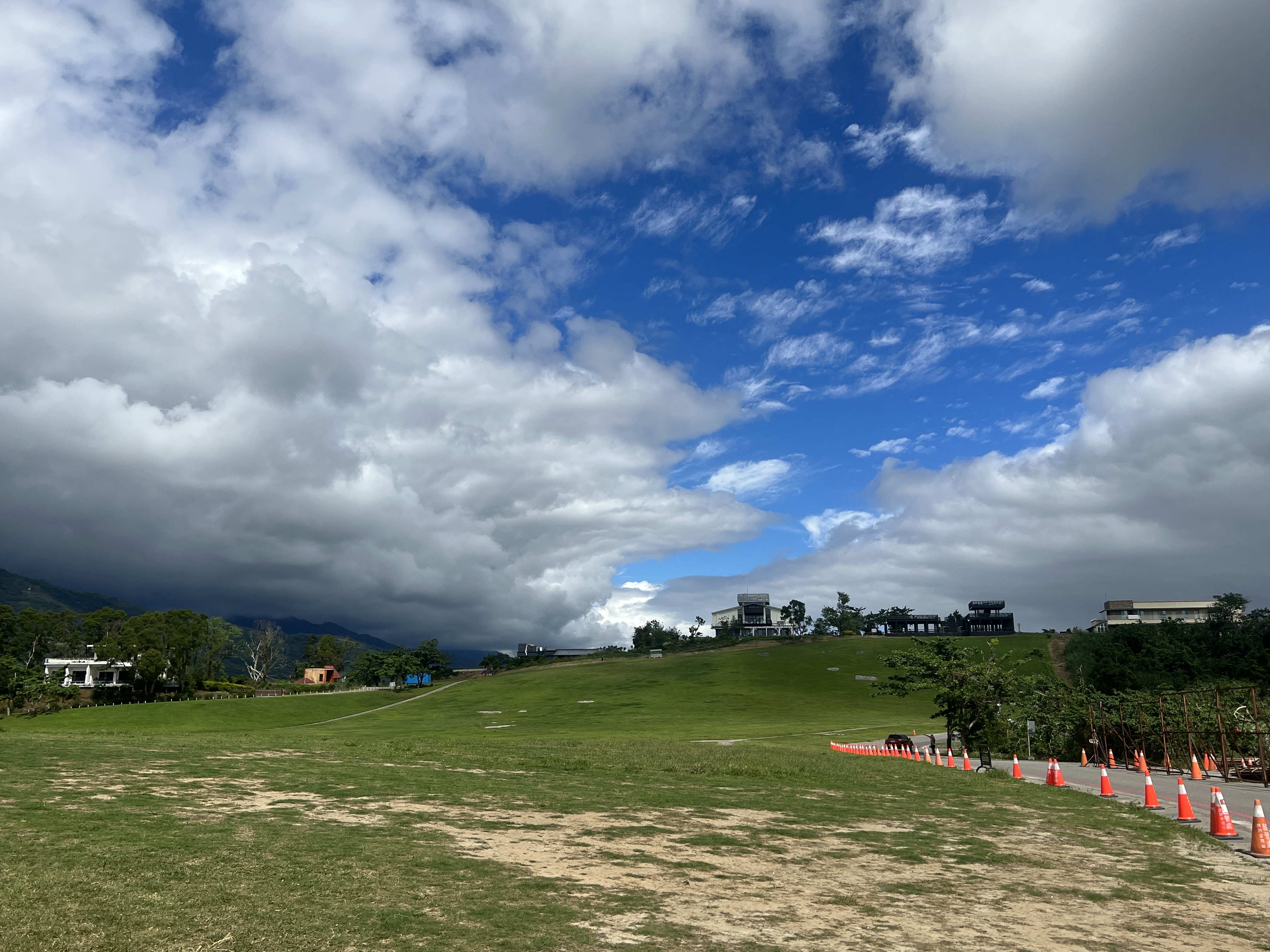 颱風重創台東農業！國產署與縣府攜手減租7成 助農民復耕