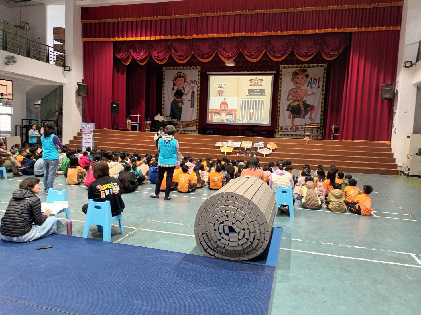 少年警察隊結合縣府少年輔導委員會至太平國小反毒、識詐宣導