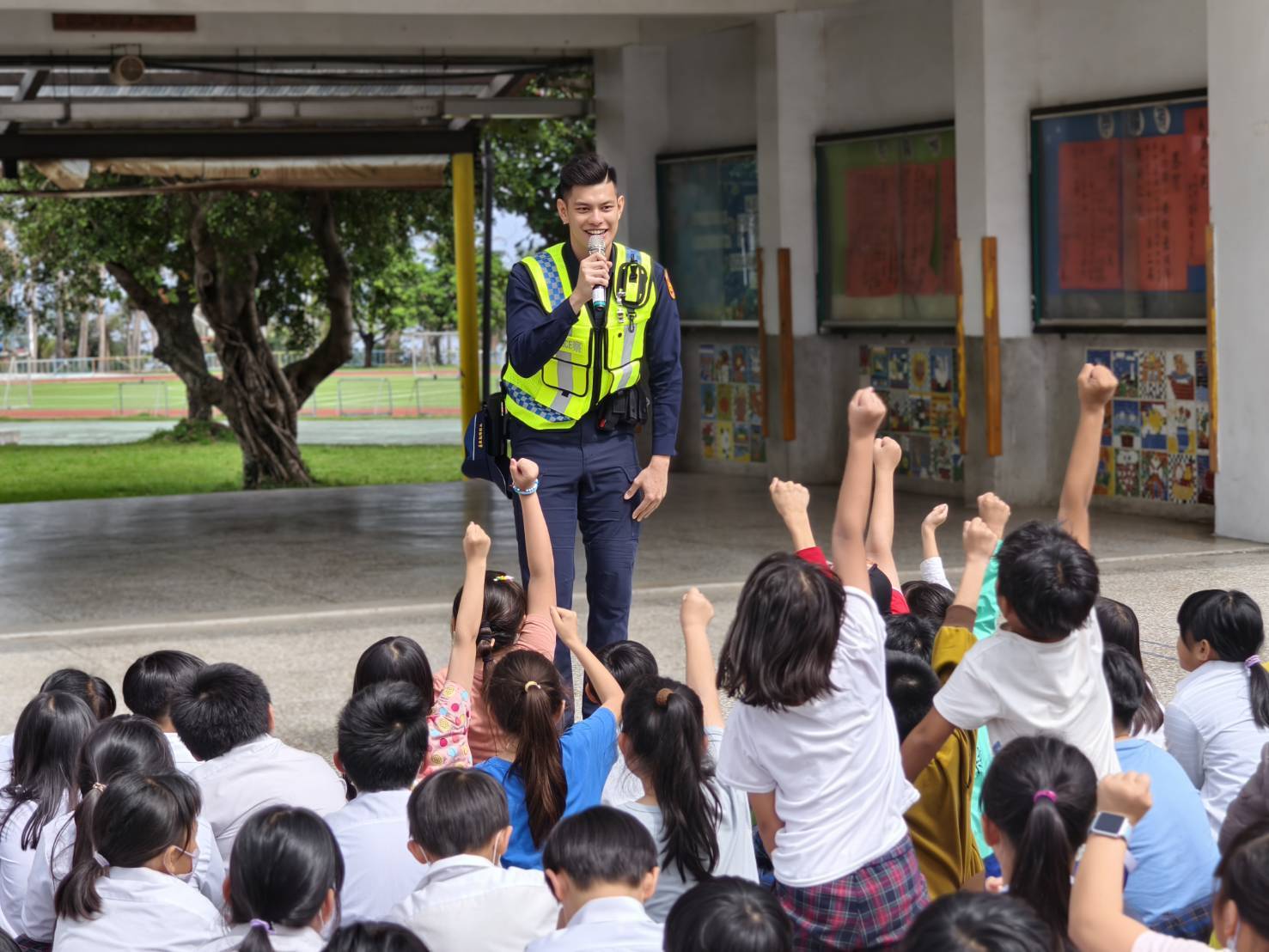為國家未來的棟樑,話劇宣導校園安全