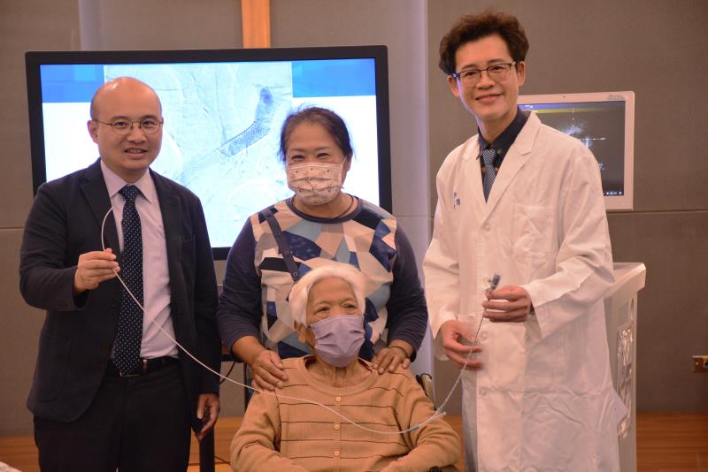 台東馬偕以血管介入新技術打通洗腎瘻管阻塞