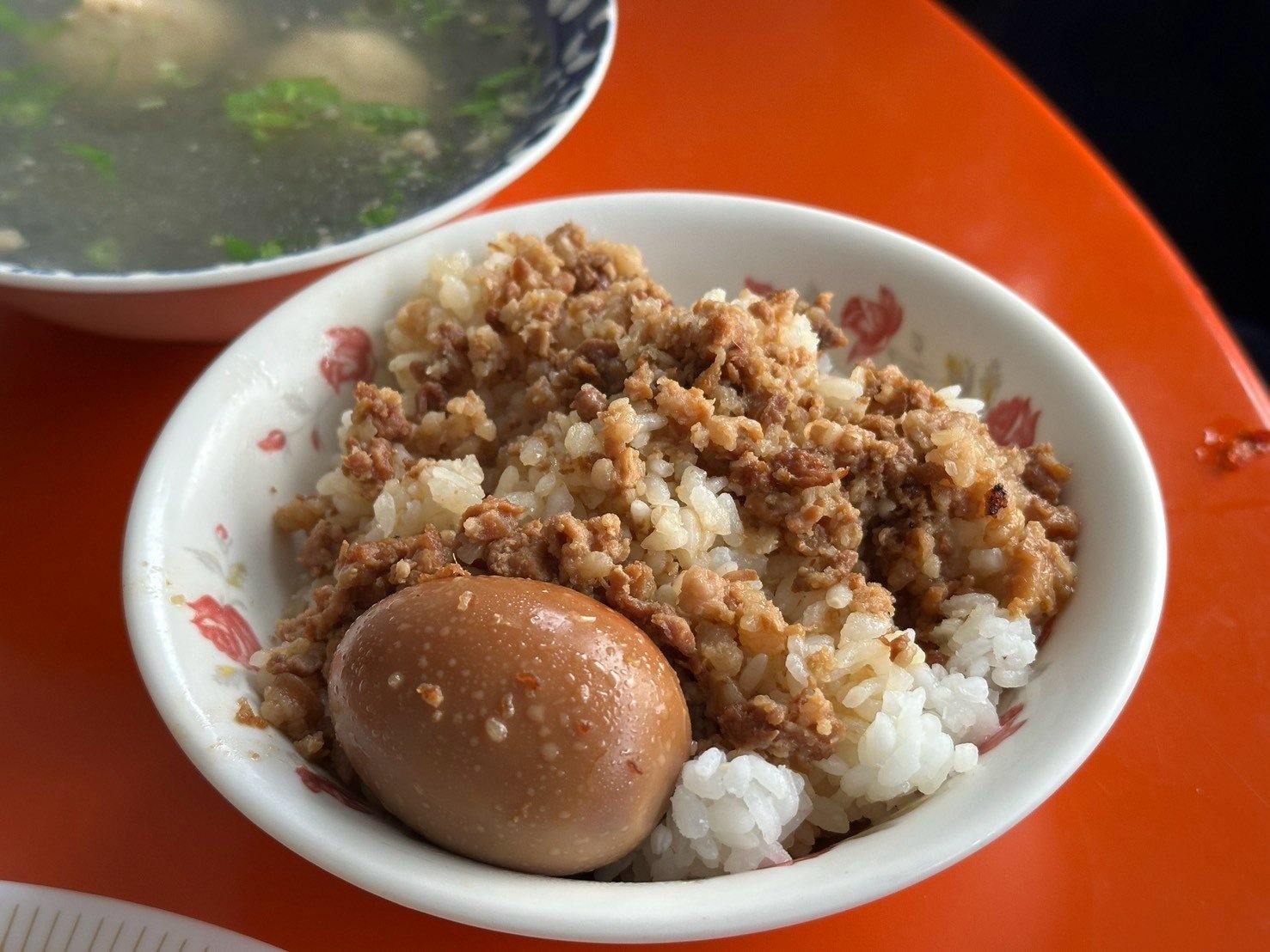 隱藏在民宅區的麵店,轉角遇到阿雪!古早味老宅小麵攤