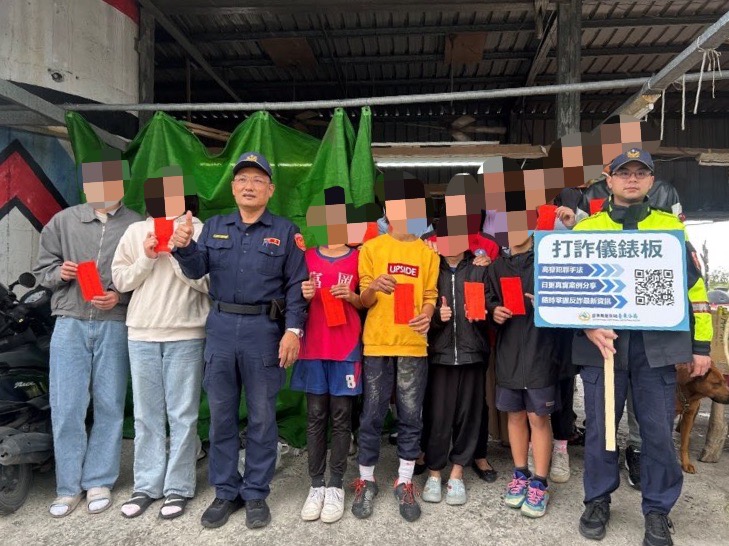 東警攜手善心團體 守護弱勢發放急難救助金