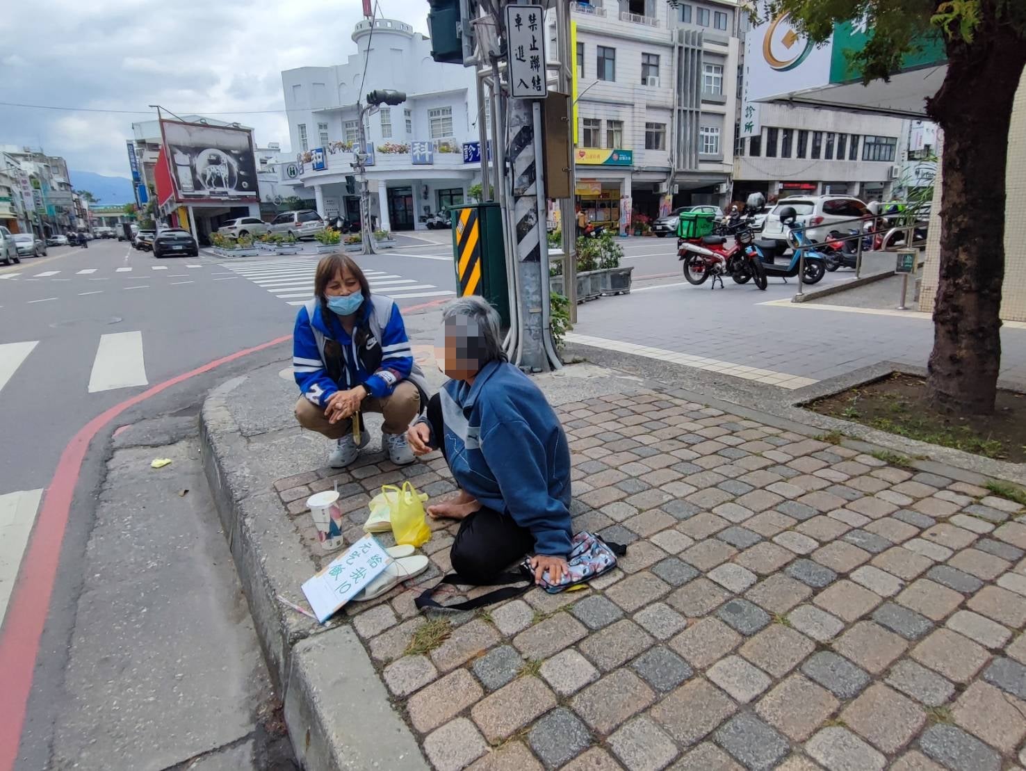 臺東街頭現乞討者！縣府火速介入關懷，啟動追蹤輔導機制