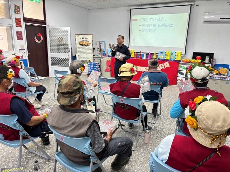詐騙手法層出不窮！利嘉警進部落宣導防詐與交安