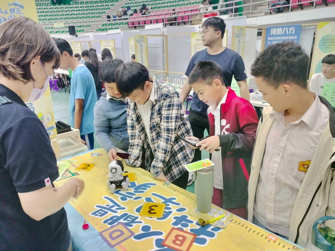 玩轉科學×趣學租稅！ 稅務局「科學嘉年華」精彩登場