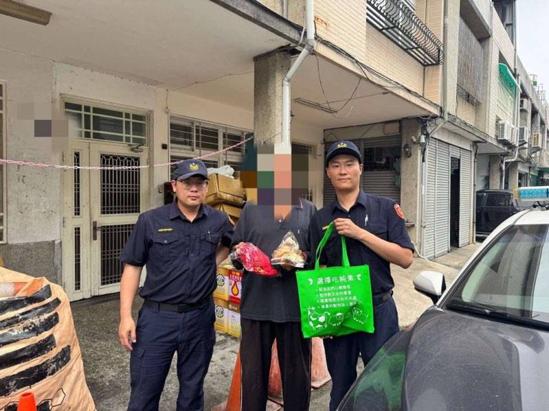 中興警用行動傳遞溫情，暖心助人送愛心