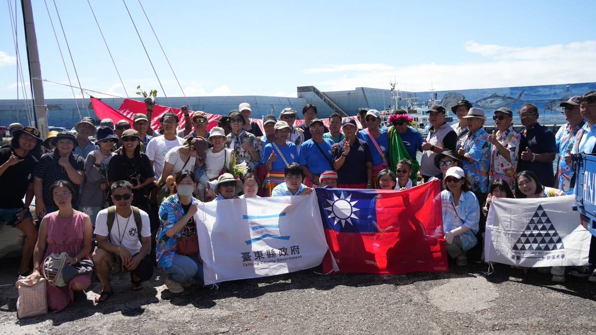 帛琉水手團隊完成「航向母親的島嶼」傳統航程 臺東縣府溫情送別