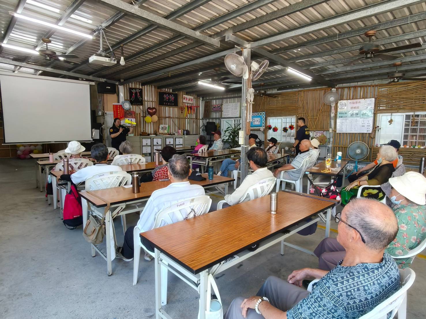 犯罪預防齊出動 東警宣講團走入社區宣導