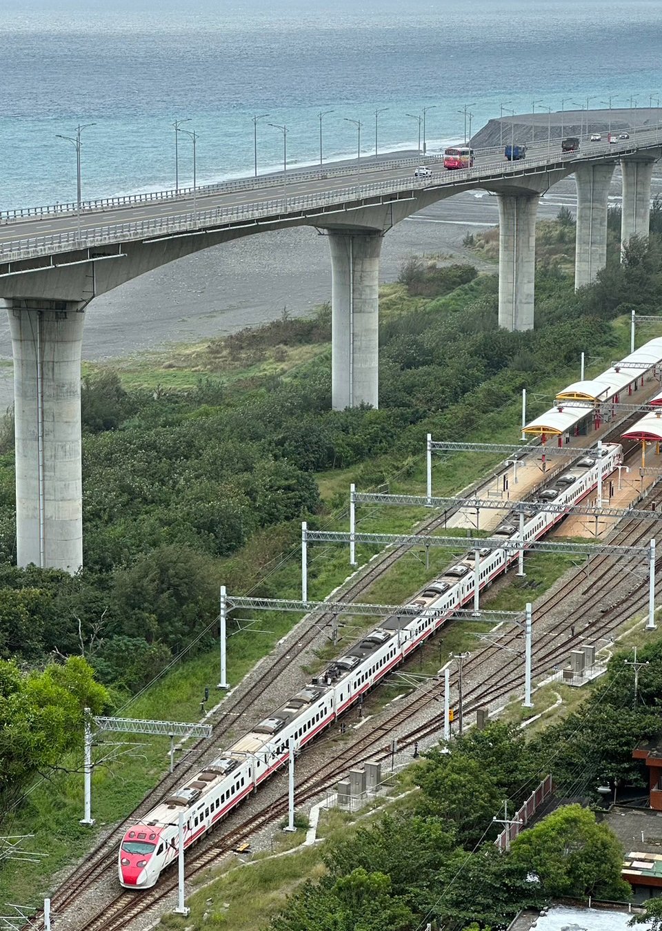 台鐵打發花東人？僅95折「優惠」惹怒東部民眾 長輩痛批：我們不會用手機，怎麼回家？
