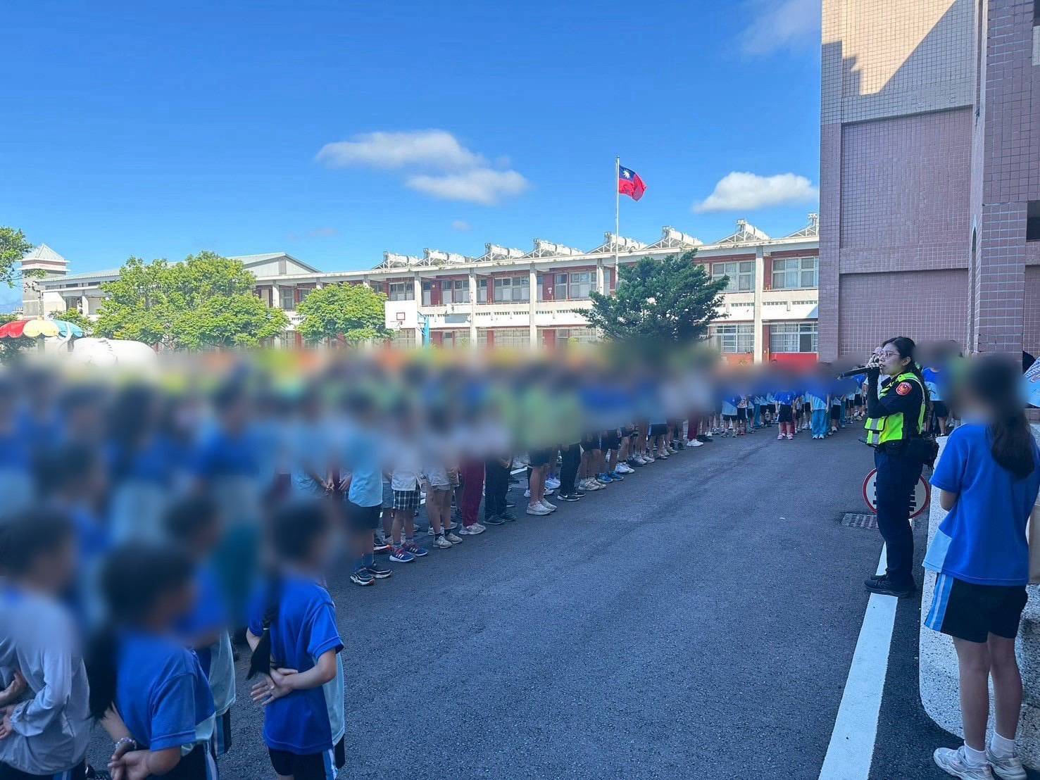 拒絕毒品、遵守交通規則　寶桑警校園宣導登場