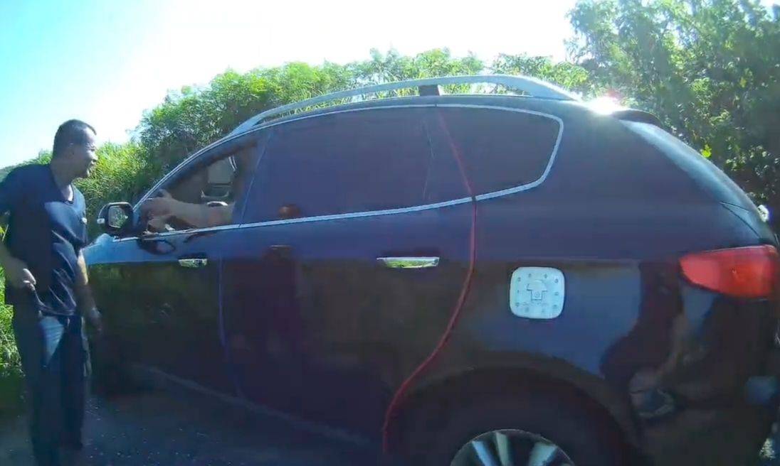 成功警助身障駕駛脫困　展現為民服務精神