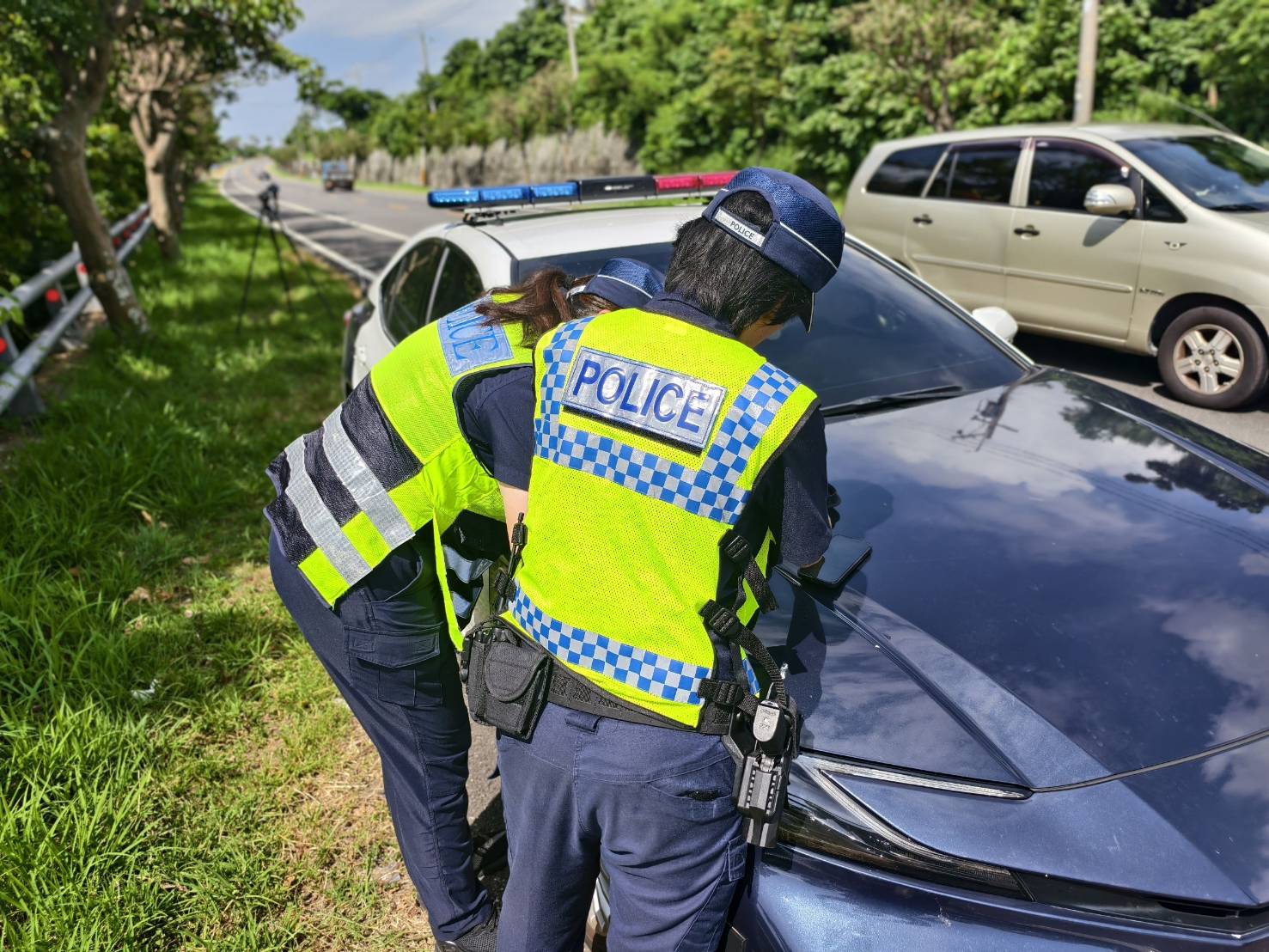 暑期交安警鐘再響,成功分局加強台11線執法防事故