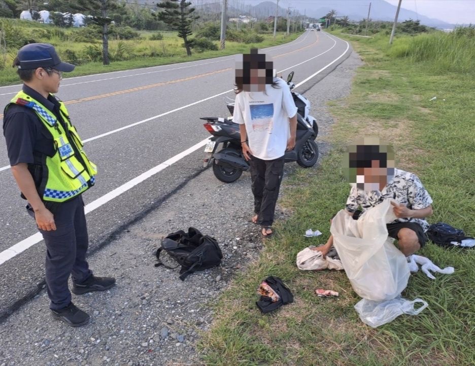 成功分局寧埔所員警機警發現火警即時滅火　旅客化險為夷   
