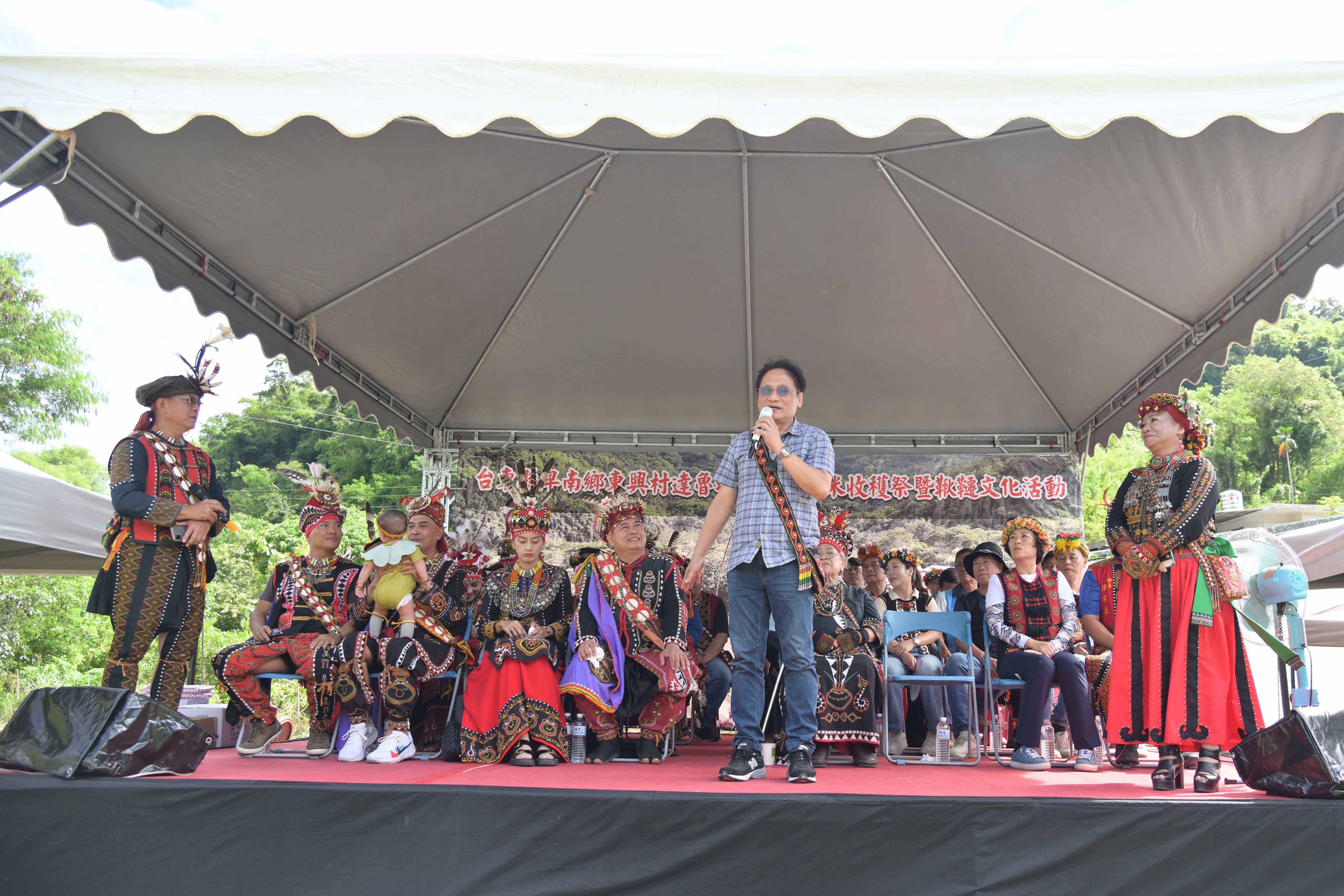 祭儀假首度延長三日 達魯瑪克小米收穫祭族人回鄉 鞦韆傳情文化感動人心