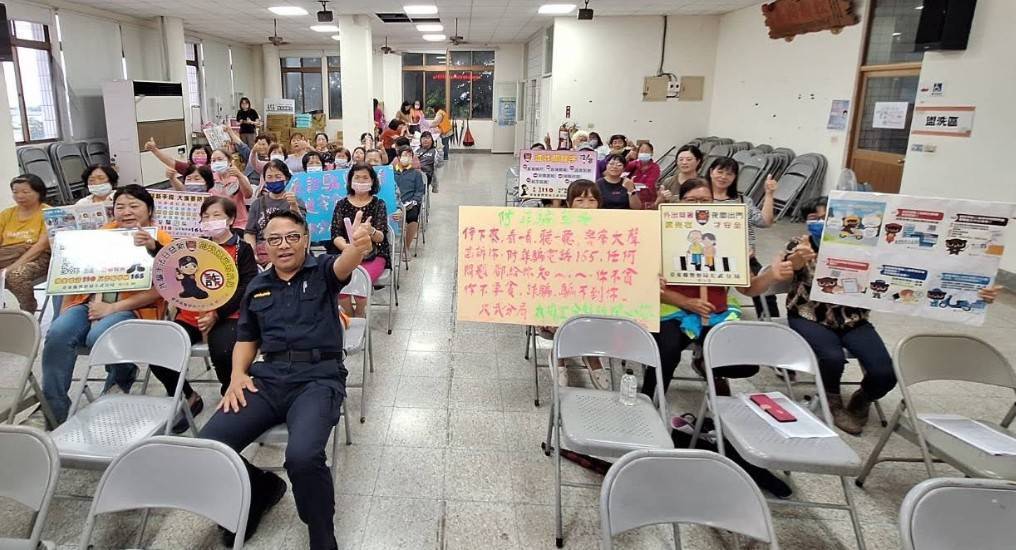 大武警結合原鄉音樂成長營 警情守護好厝邊 反詐交安暖心裡!
