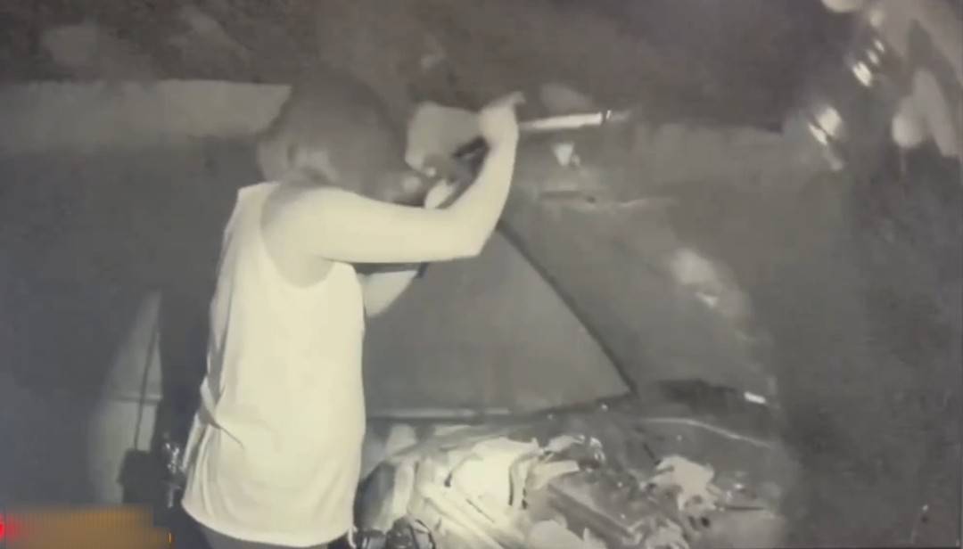 大武警守護夜間交通安全　協助拋錨車主順利返家