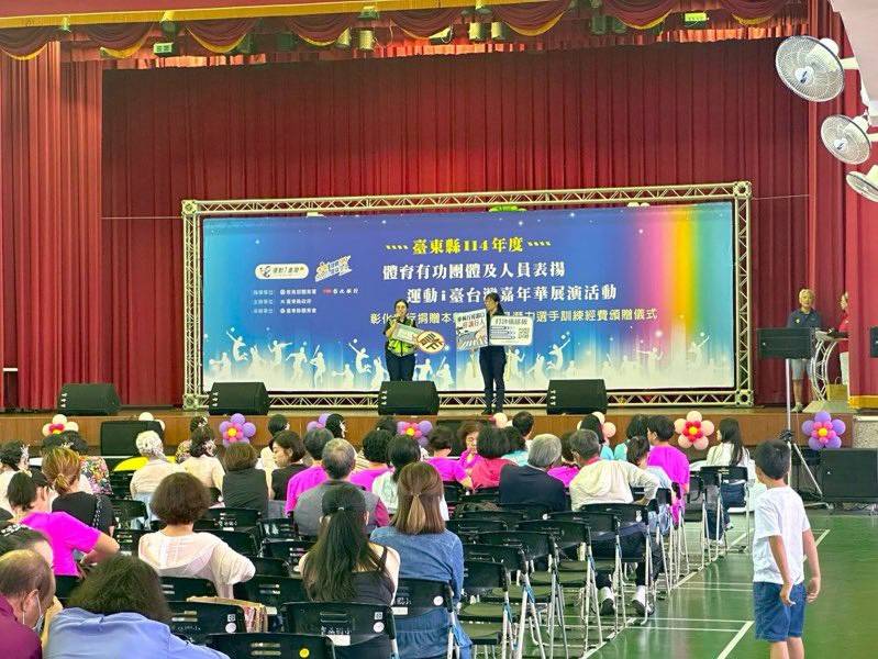 防詐有一套 寶桑警熱情開講嘉年華現場